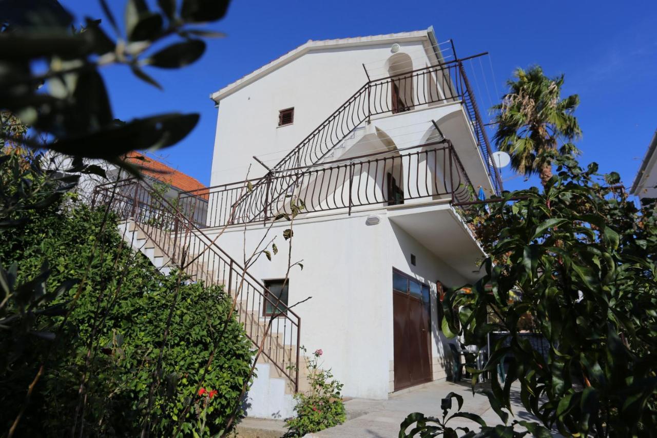 Apartments By The Sea Rogoznica - 10338 Exterior photo