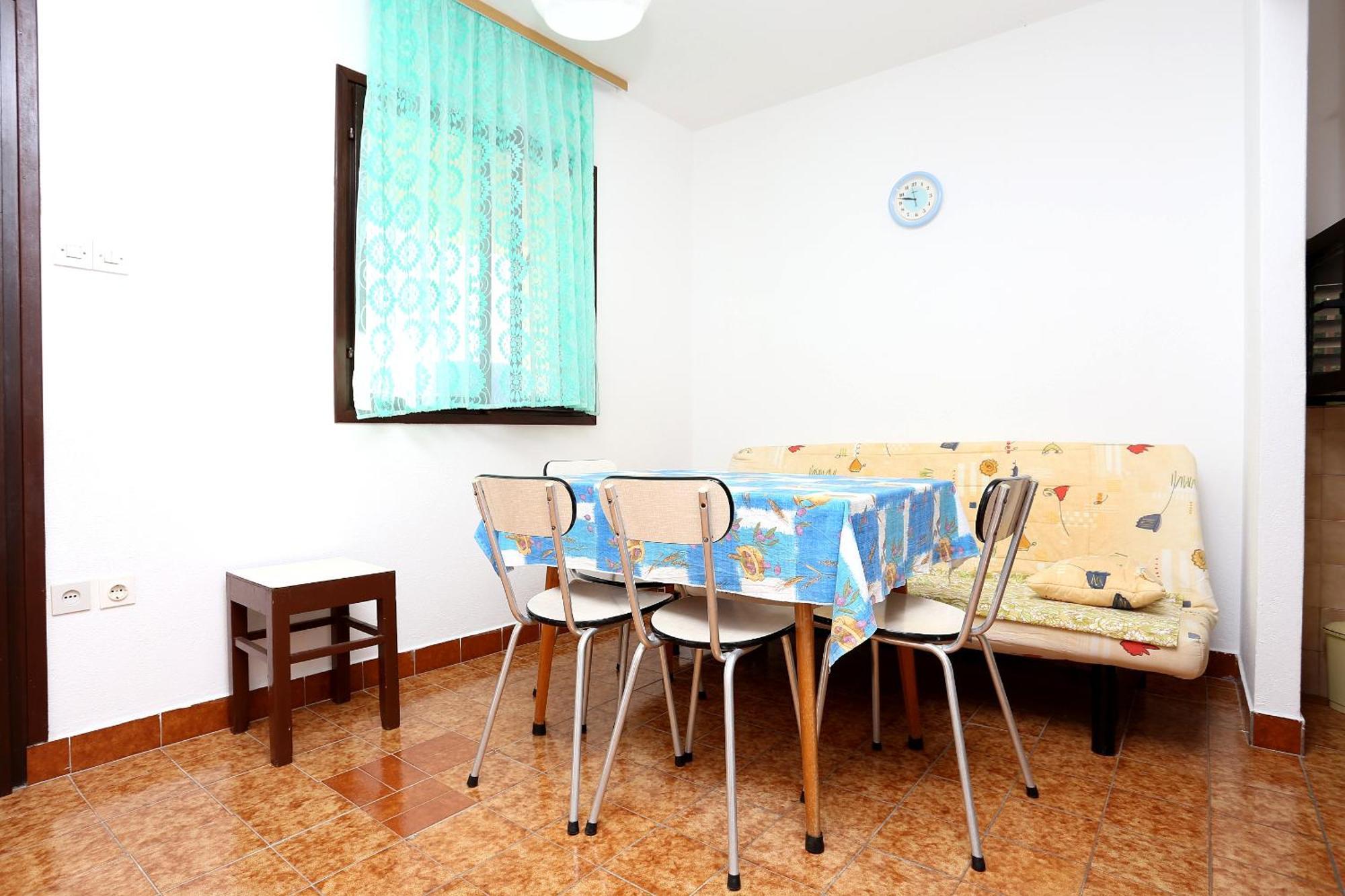 Apartments By The Sea Rogoznica - 10338 Room photo